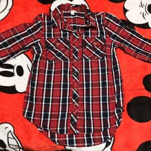 CATO LONG-SLEEVE BUTTON DOWN COLLARED SHIRT SMALL